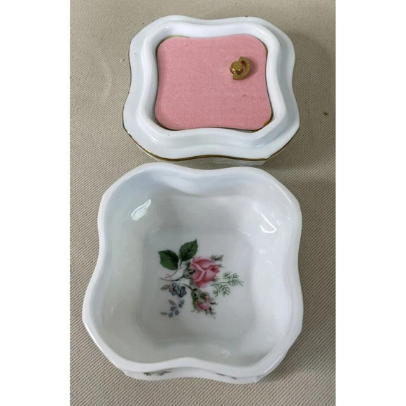 Melodies Heritage House Musical Trinket Box Porcelain The Way We Were Roses - Picture 6 of 8